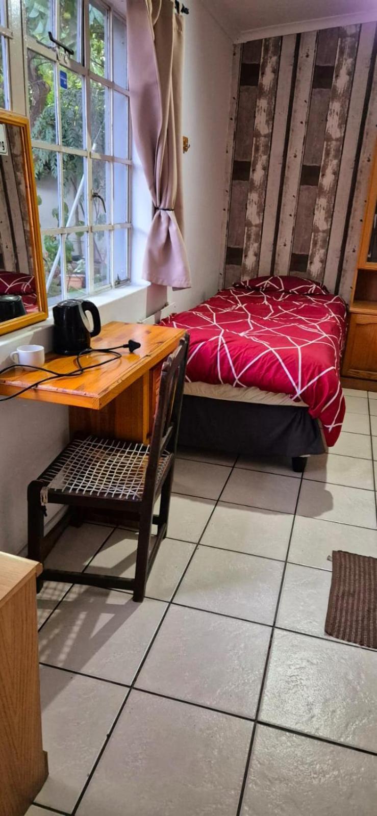 Keedols Inn&Backpackers Knysna Buitenkant foto